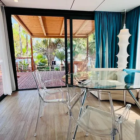 Kamp alanı Villaggio Dei Fiori 4*