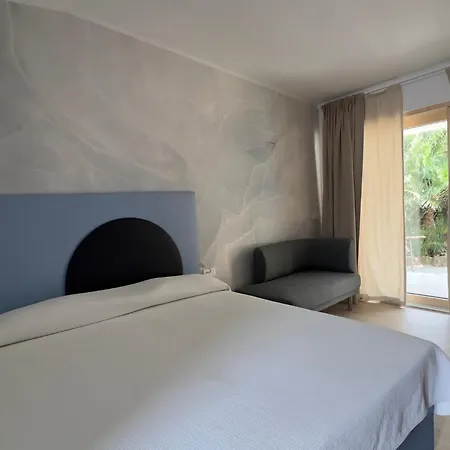 Villaggio Dei Fiori Campeggio 4*
